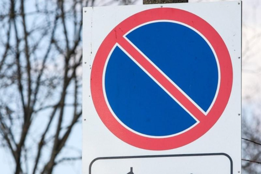В Краснодаре запретят стоянку транспорта в промзоне