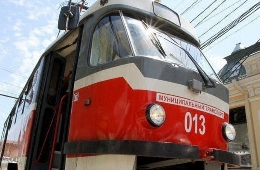 Крупная авария в Краснодаре заблокировала движение трамваев