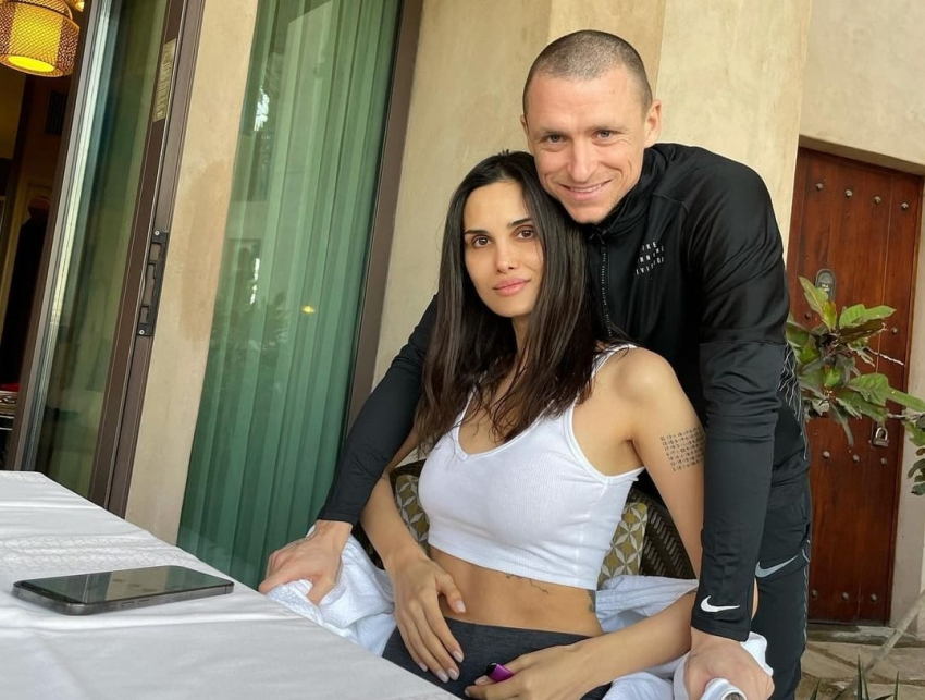 Экс-игрок «Краснодара» Павел Мамаев развёлся с женой-моделью, которая дождалась его из тюрьмы