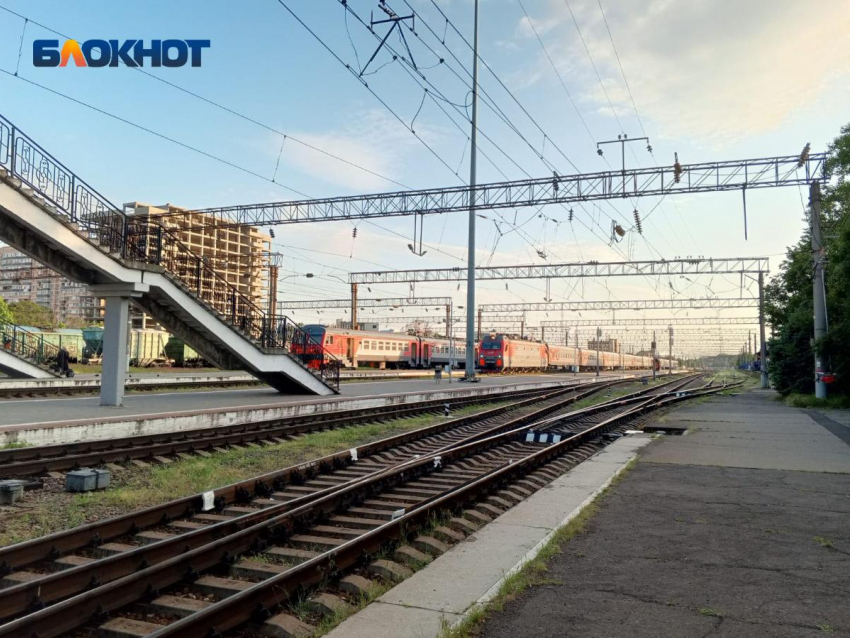 Поезда в Краснодарский край задерживаются из-за атаки БПЛА на Воронежскую область 