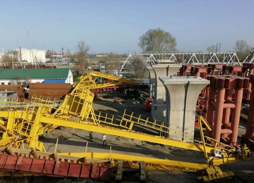 Прорабу грозит 4 года колонии за смерть крановщика на стройке Яблоновского моста