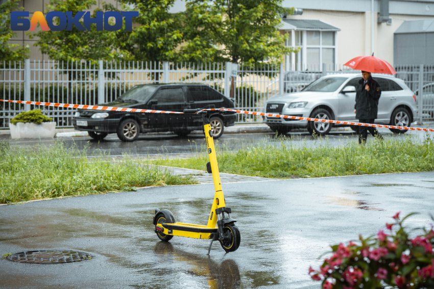 Многоэтажка в Новой Адыгее вспыхнула после прилета БПЛА 