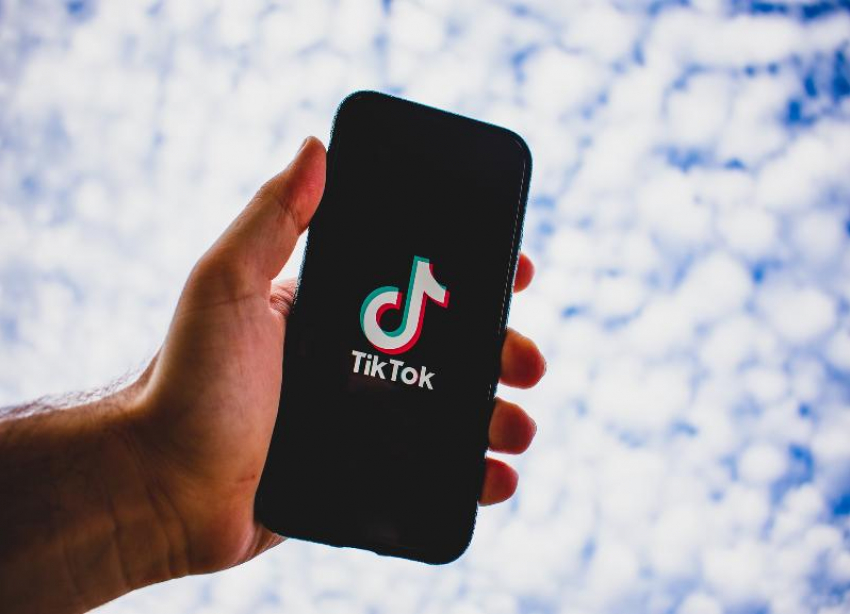 Вслед за WhatsApp и Instagram у краснодарцев рухнули Tiktok и сбоит Telegram