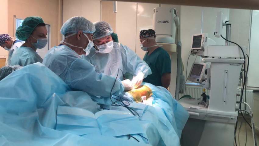 Краснодарские врачи провели первую в крае операцию по установке баклофеновой помпы