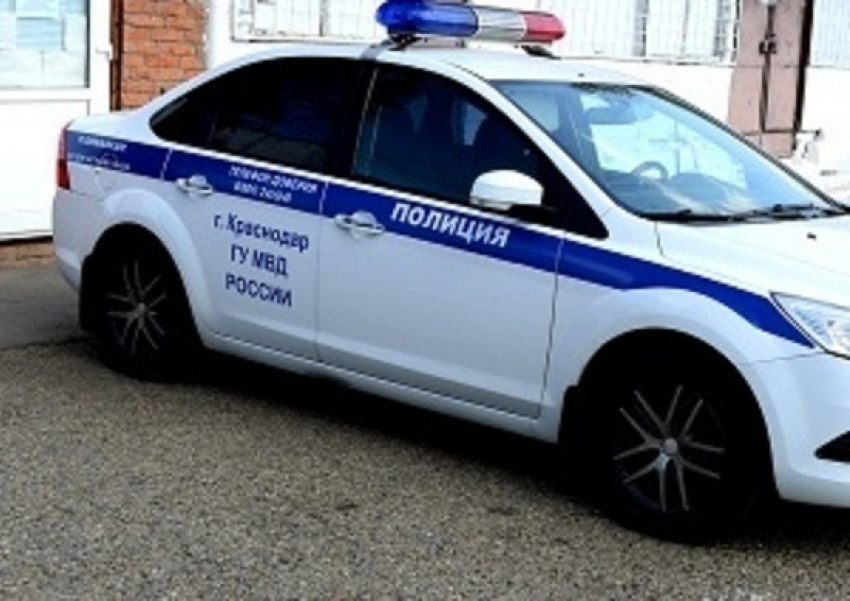 Двое мужчин ограбили краснодарский автоломбард
