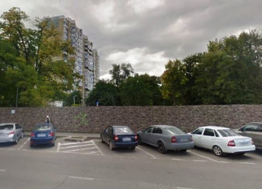 Участок у Чистяковской рощи в Краснодаре хотят отдать детсаду