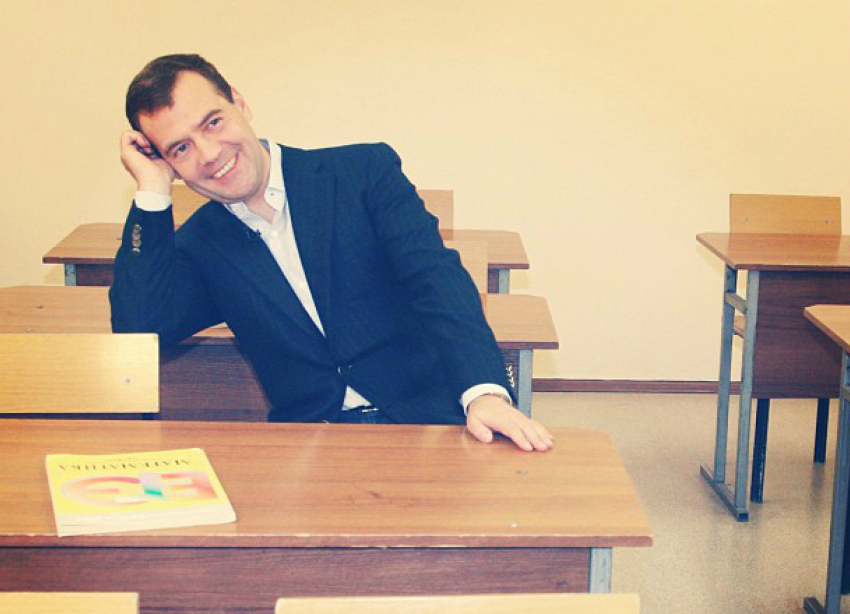 Медведев устроил экзамен краснодарской школьнице