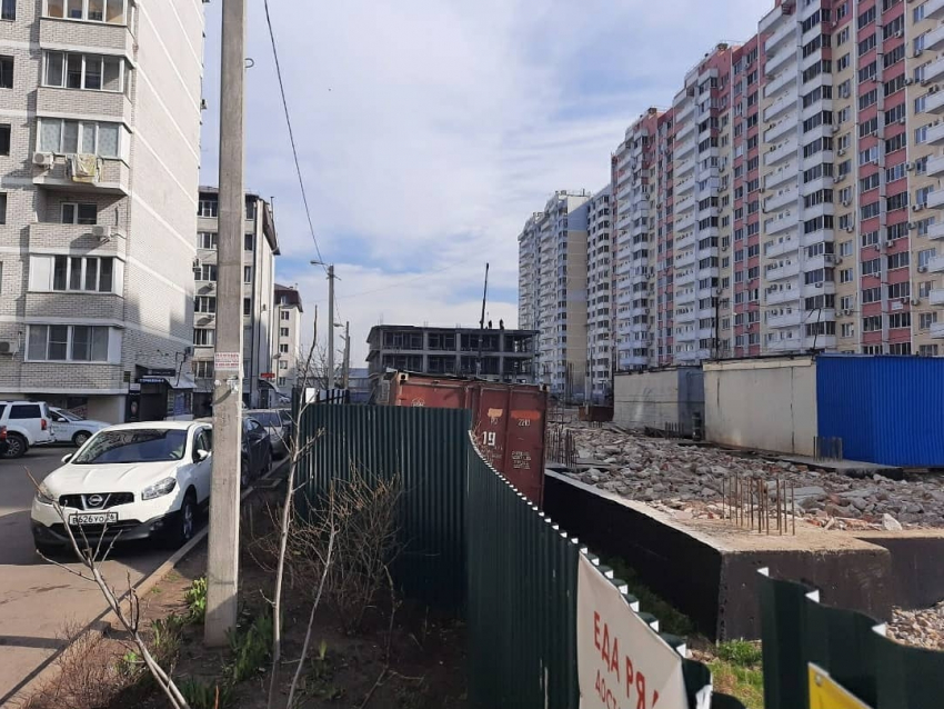 Общественники раскритиковали строительство парковки на западе Краснодара