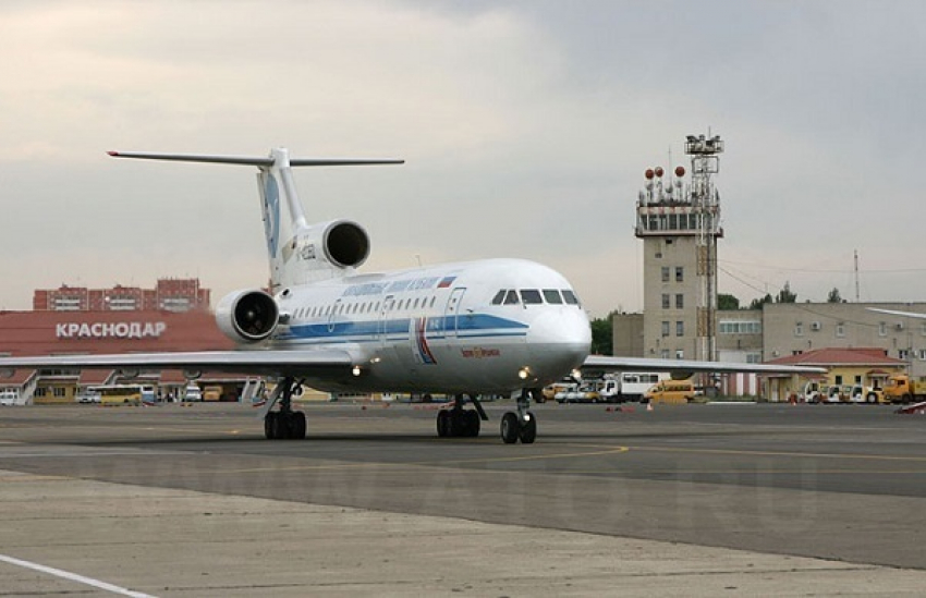 Аэропорт Краснодара продолжает работу, несмотря на туман