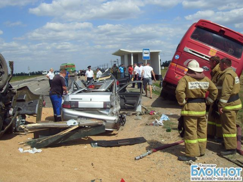 Количество жертв в ДТП на автодороге «Темрюк-Краснодар- Кропоткин» увеличилось до четырех человек