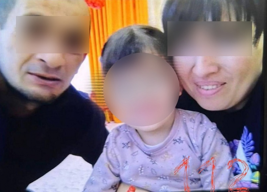 Забившей до смерти собственную дочь матери скостили срок в Адыгее