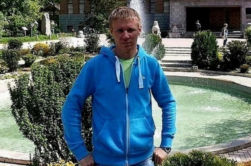 Тело погибшего в Сирии пилота Романа Филипова, учившегося в краснодарском авиаучилище, доставили в Россию