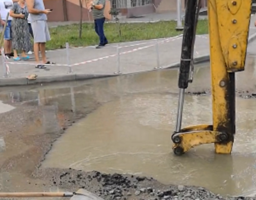 В Краснодаре Энку затопило канализационными водами