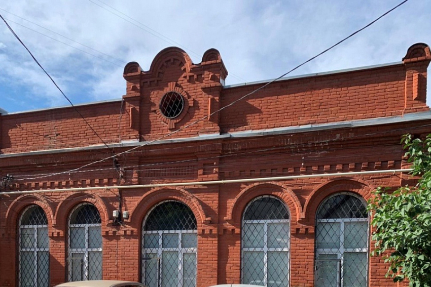 Памятник архитектуры «табачный склад» в Краснодаре отреставрировали 