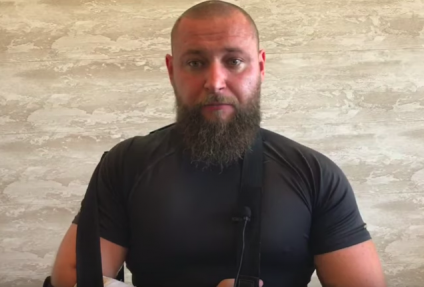 Краснодарский блогер заявил, что получил огнестрельные и ножевые ранения