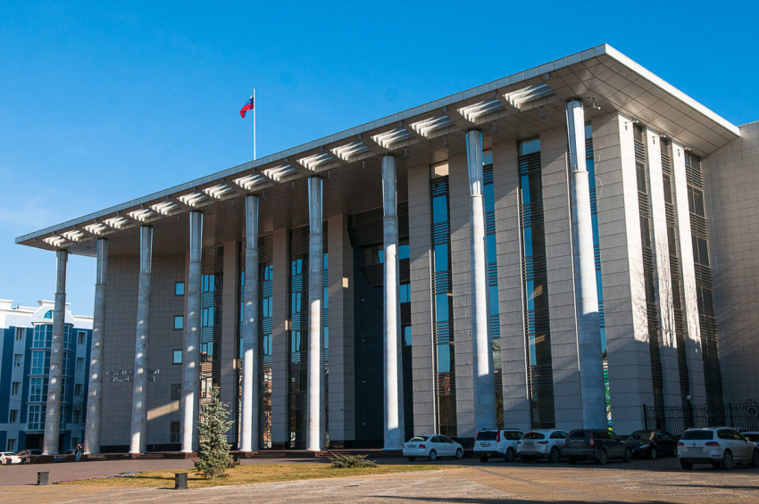 Первую за четверть века смену председателя готовят в Краснодарском краевом суде