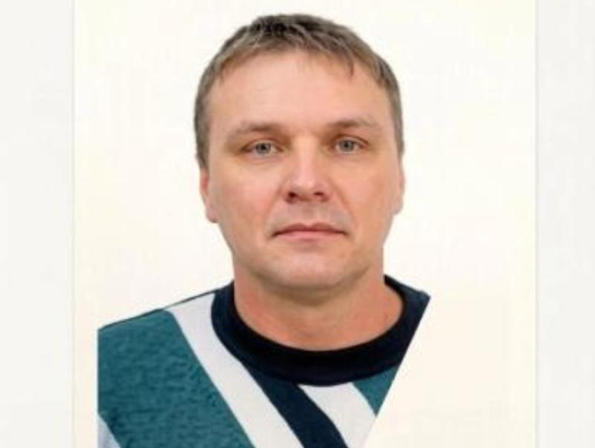 Голубоглазый мужчина бесследно исчез в Краснодаре больше месяца назад  