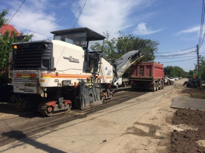  Причина пробок раскрыта: В Краснодаре приступили к ремонту 45 участков дорог 