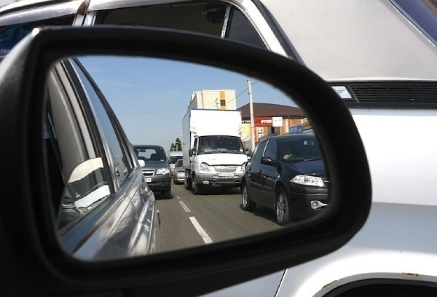 В Краснодаре изменилась схема движения по улице Головатого 