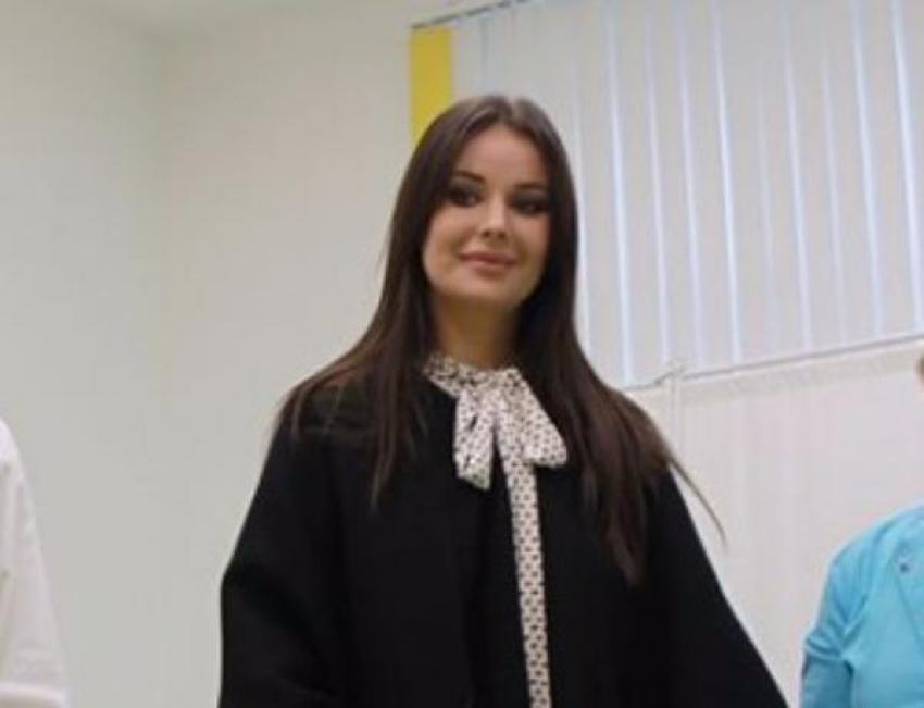 "Скромнее нужно быть!» - фолловеры Оксаны Федоровой раскритиковали ее за выбор одежды в Сочи