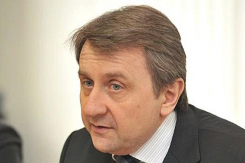 Главный выдавать. Главный выдавать