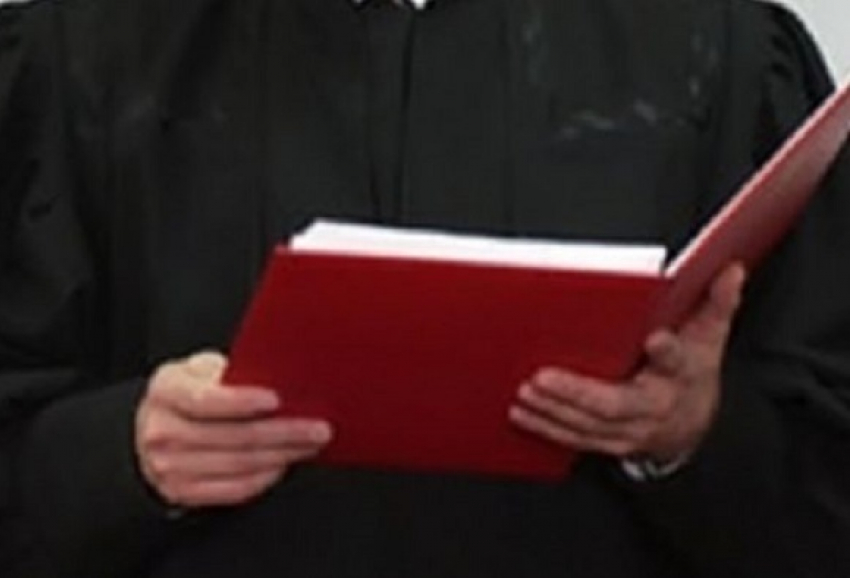 В Армавире осужден мужчина, спрятавший тело жены в сливной яме