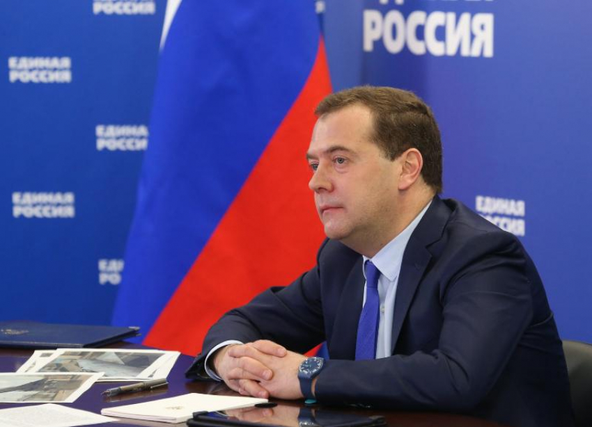 Медведев поздравил ветеранов из Краснодарского края с Днем Победы