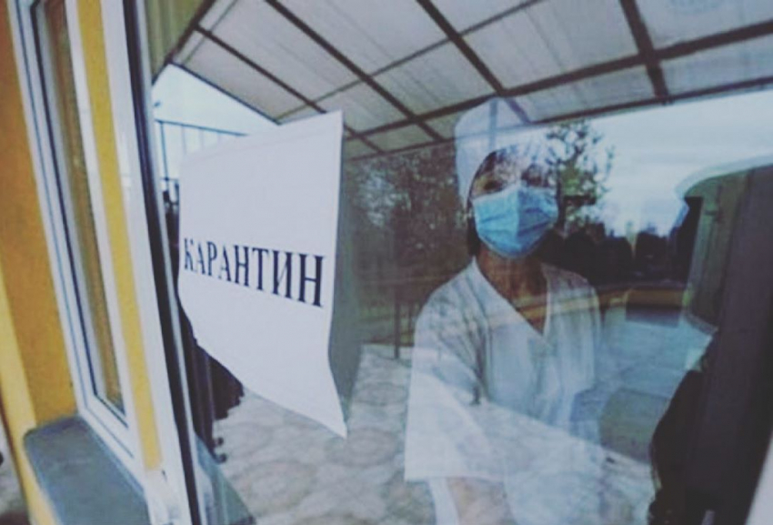 В поликлинике Белореченской ЦРБ зафиксировали вспышку коронавируса среди медиков