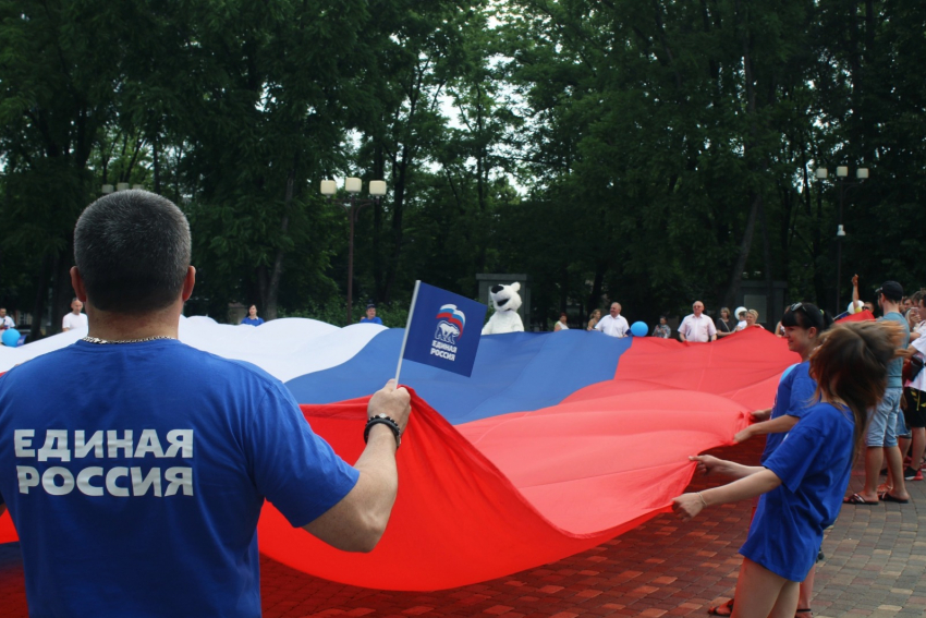 12 июня ЕР организовала в регионах страны праздники дружбы народов