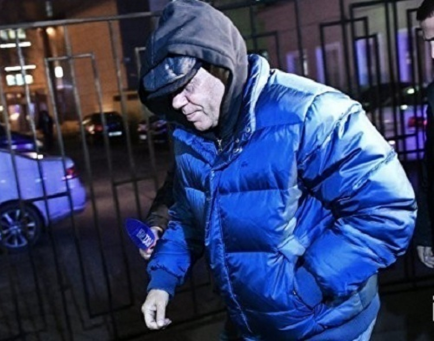 Суд Москвы арестовал генерала Лопырева на два месяца