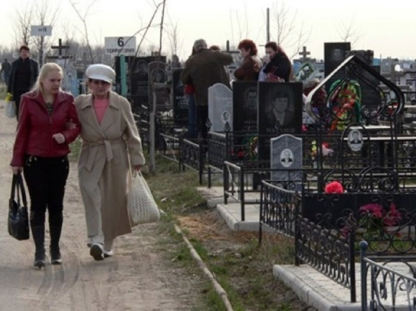 В Краснодаре на кладбище пустят автобус