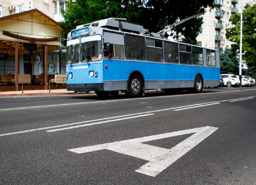 В Краснодаре выделенным полосам для общественного транспорта добавят 12 километров