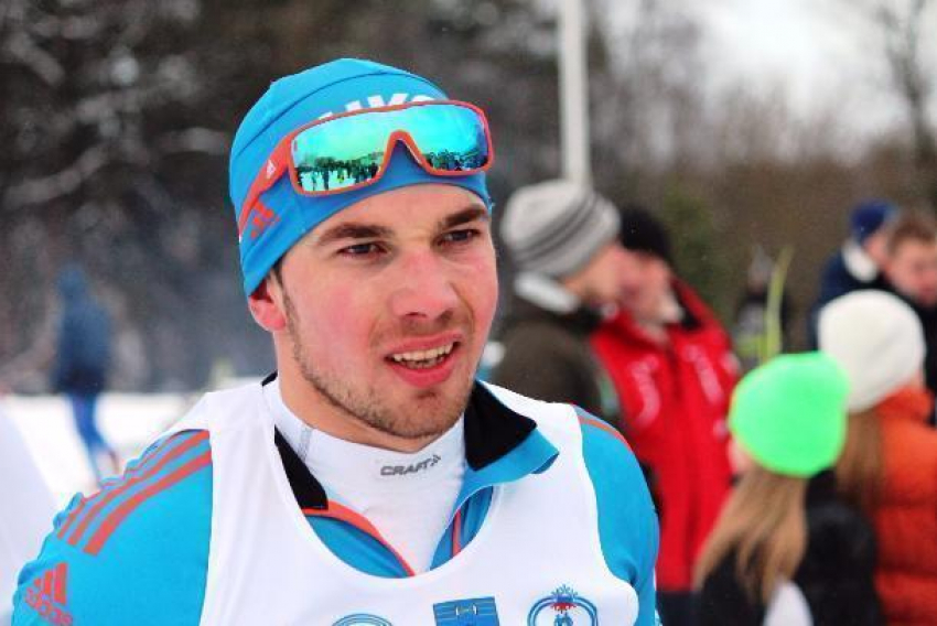 Россиянин Алексей Червоткин пришел первым в лыжной гонке на 15 км на III Всемирных военных играх в Сочи