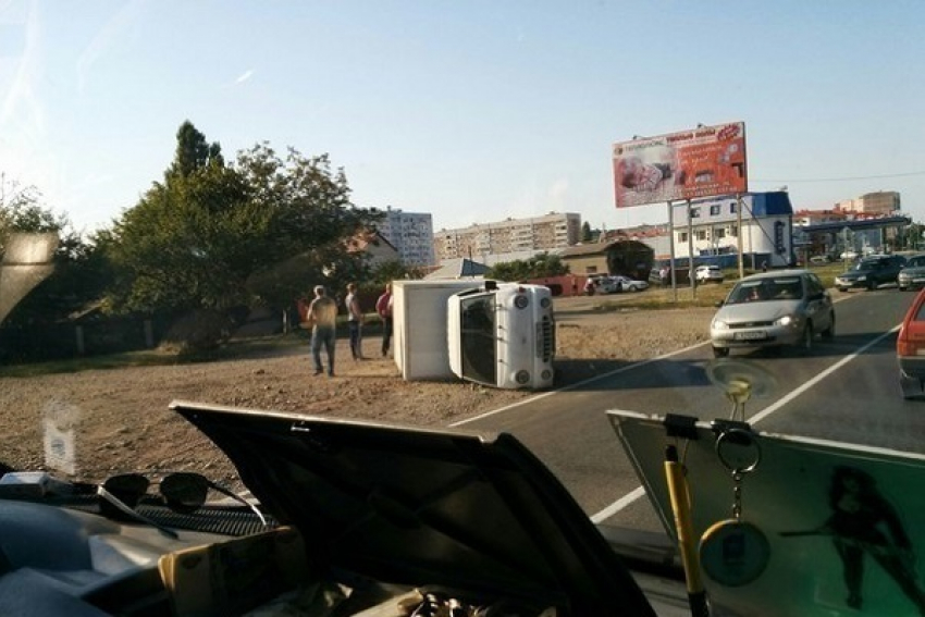   В интернете появилось видео погони полицейских за «двенадцатой» из Армавира.