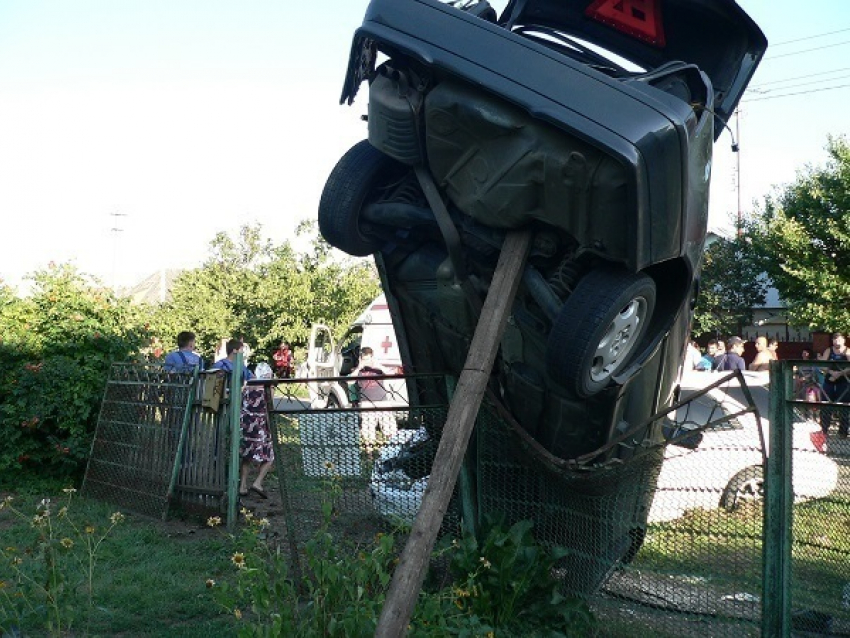 Погода в кореновске на дня. Авария в Кореновске в декабре. ДТП В Кореновске за последние 3. Авария в Кореновске11.12.2020.