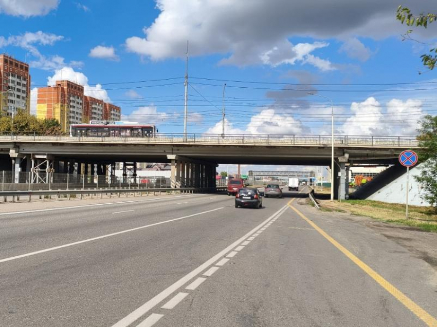 В Краснодаре объявили новые сроки ограничения движения по Фадеевскому путепроводу