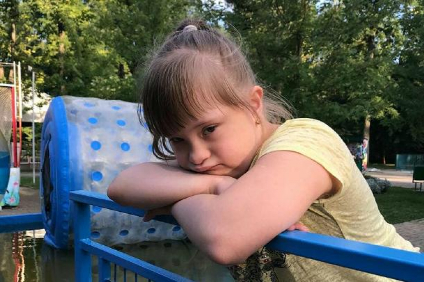 Ребенка не пустили на аттракционы в Краснодаре,  потому что у него синдром Дауна