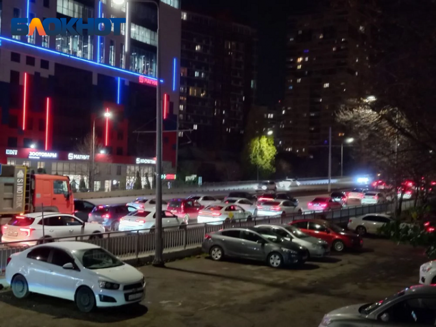 Движение ограничат на Садовом мосту Краснодара в майские выходные