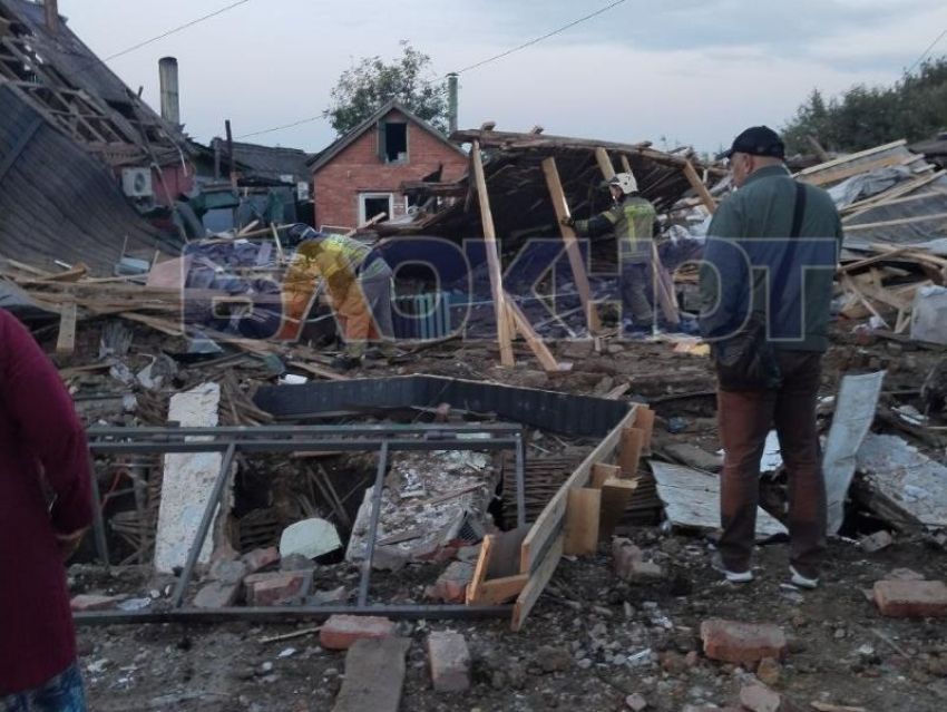 «Взрыв слышал весь поселок»: газ разнес дом под Краснодаром