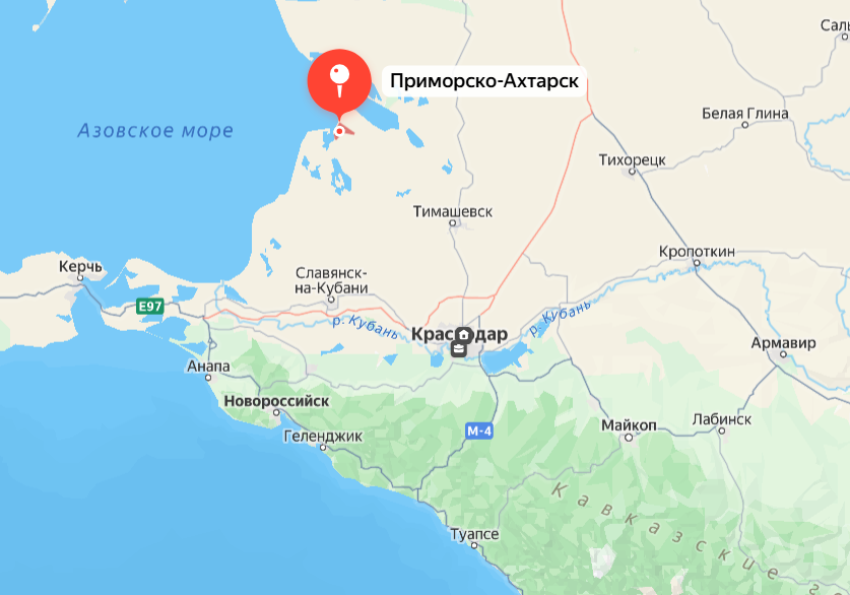 В Приморско-Ахтарске обломки БПЛА упали на жилые дома