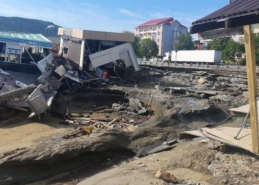 В Сочи 355 пострадавших от стихии жителей получат материальную компенсацию