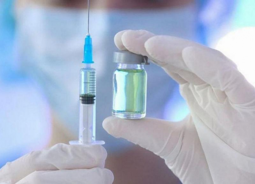 На Кубани план по вакцинации выполнен только наполовину
