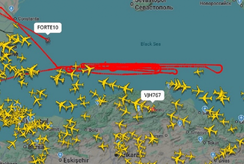 Беспилотник-разведчик США кружит над акваторией Чёрного моря