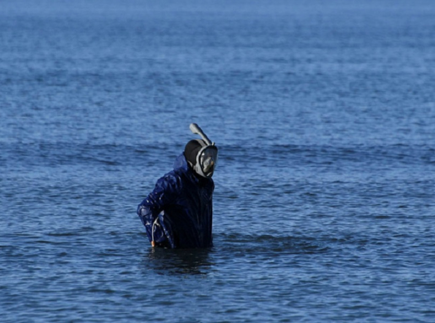В Анапе на дне моря нашли тело девятиклассника с привязанным к шее грузом