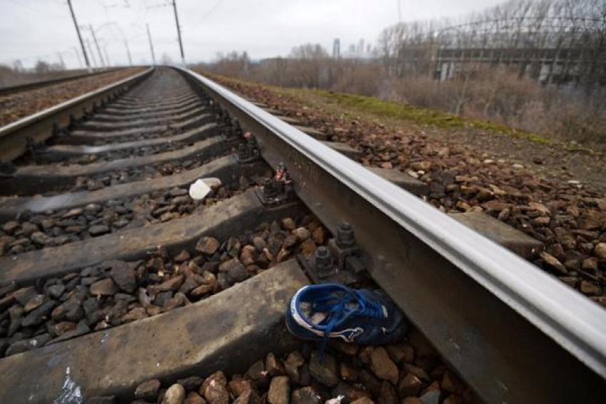 В Ахтыркой под колесами поезда погиб подросток