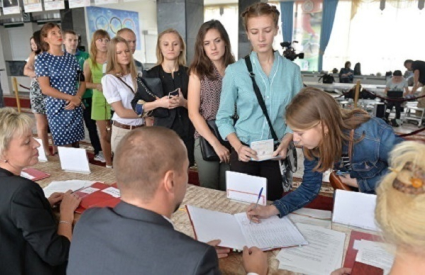 На Кубани к 10.00 проголосовали всего 6,5 % избирателей