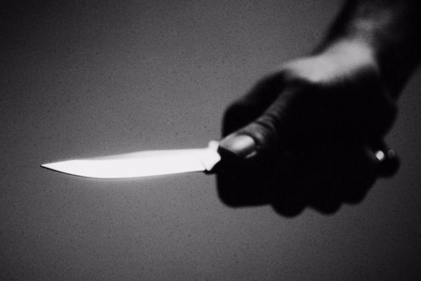 Двое разбойников ограбили жителя Ейска, угрожая ножом