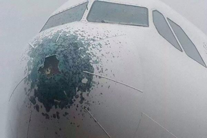 Град повредил самолёт при посадке в Краснодаре