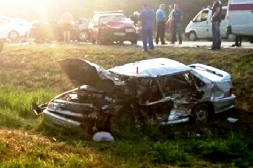 На Кубани в автокатастрофе погибли пять человек