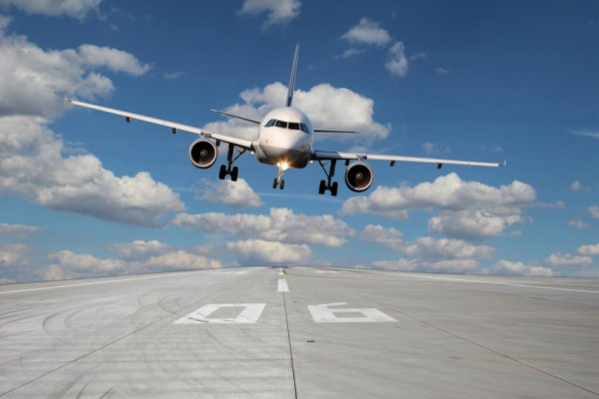 В Краснодарском аэропорту прерван взлет самолета из-за мистической вибрации